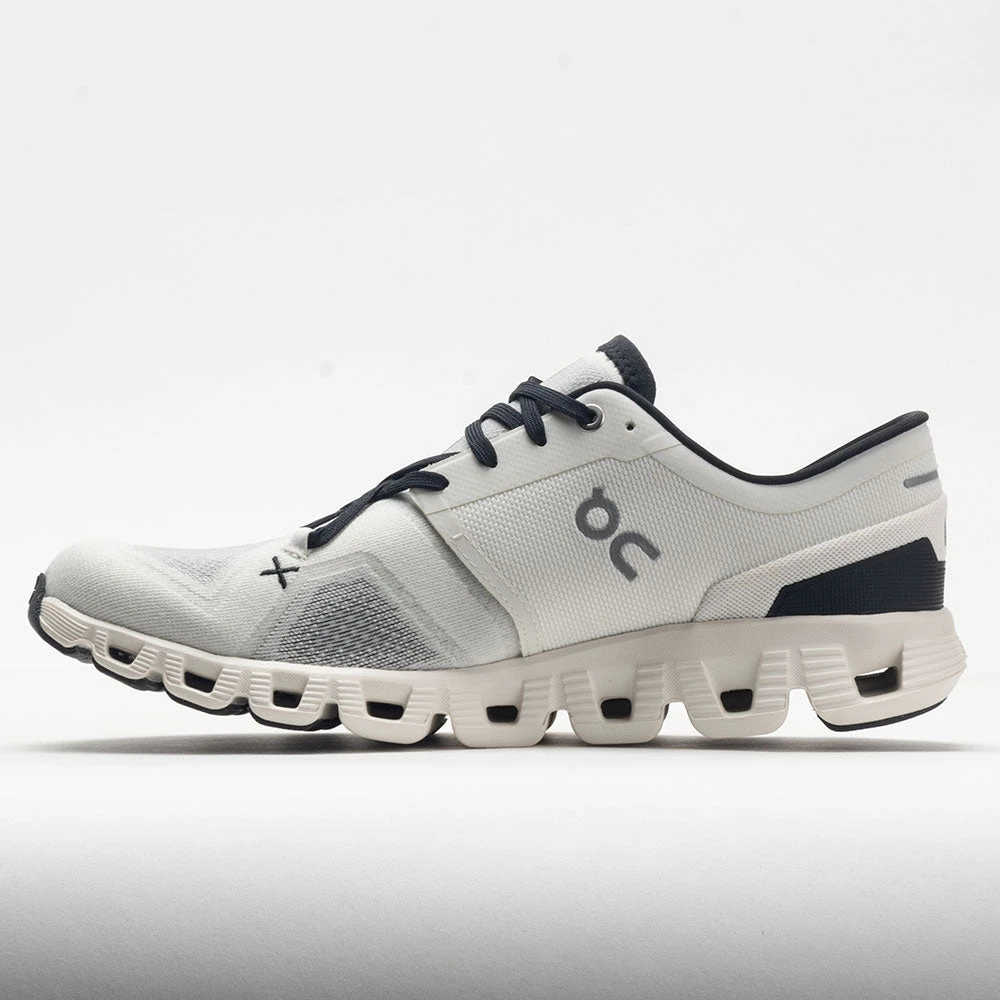On Running On Cloud X 3 Women's White/Black 2 On Running On Cloud X 3 Women's White/Black - Image 2