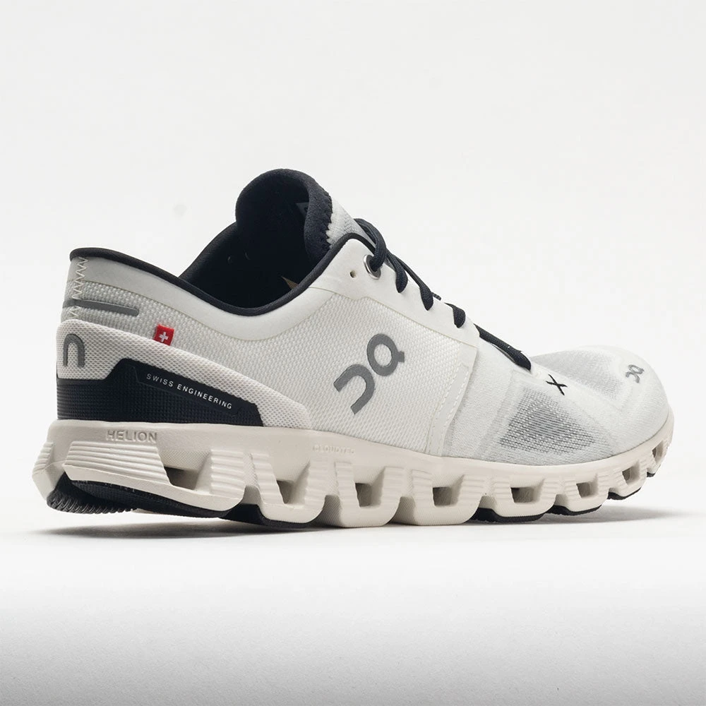 On Running On Cloud X 3 Women's White/Black 6 On Running On Cloud X 3 Women's White/Black - Image 6